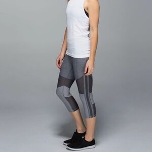 Lululemon Mesh With Me Crop Leggings Womens Size 2